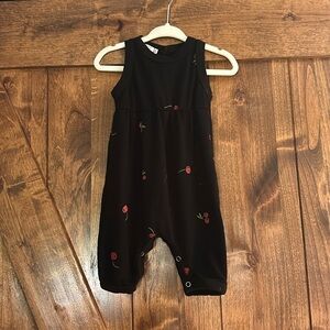 Cozii Black Cherry Tank Romper Size 6-12 Months - Like New